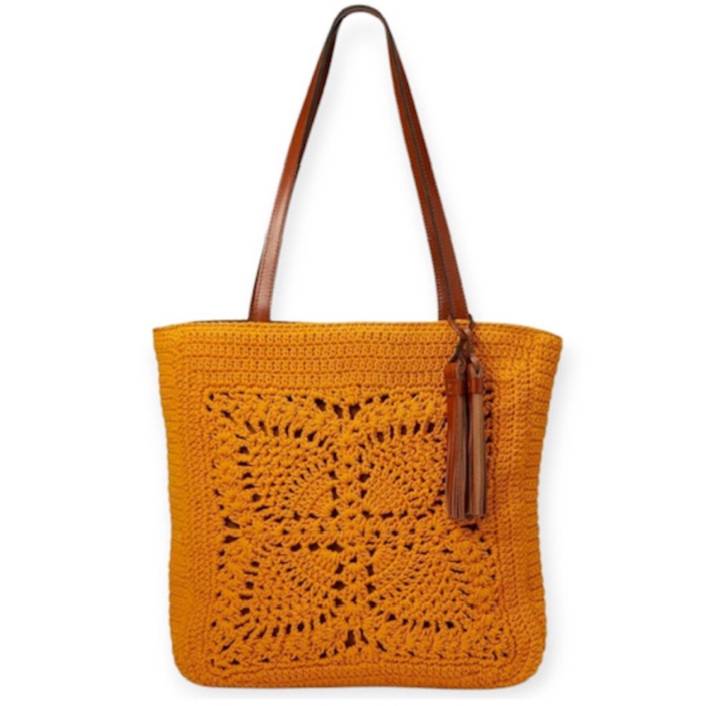 NWT. Brand New Patricia Nash Crochet Shoulder Tote Bag in Orange / Rust.